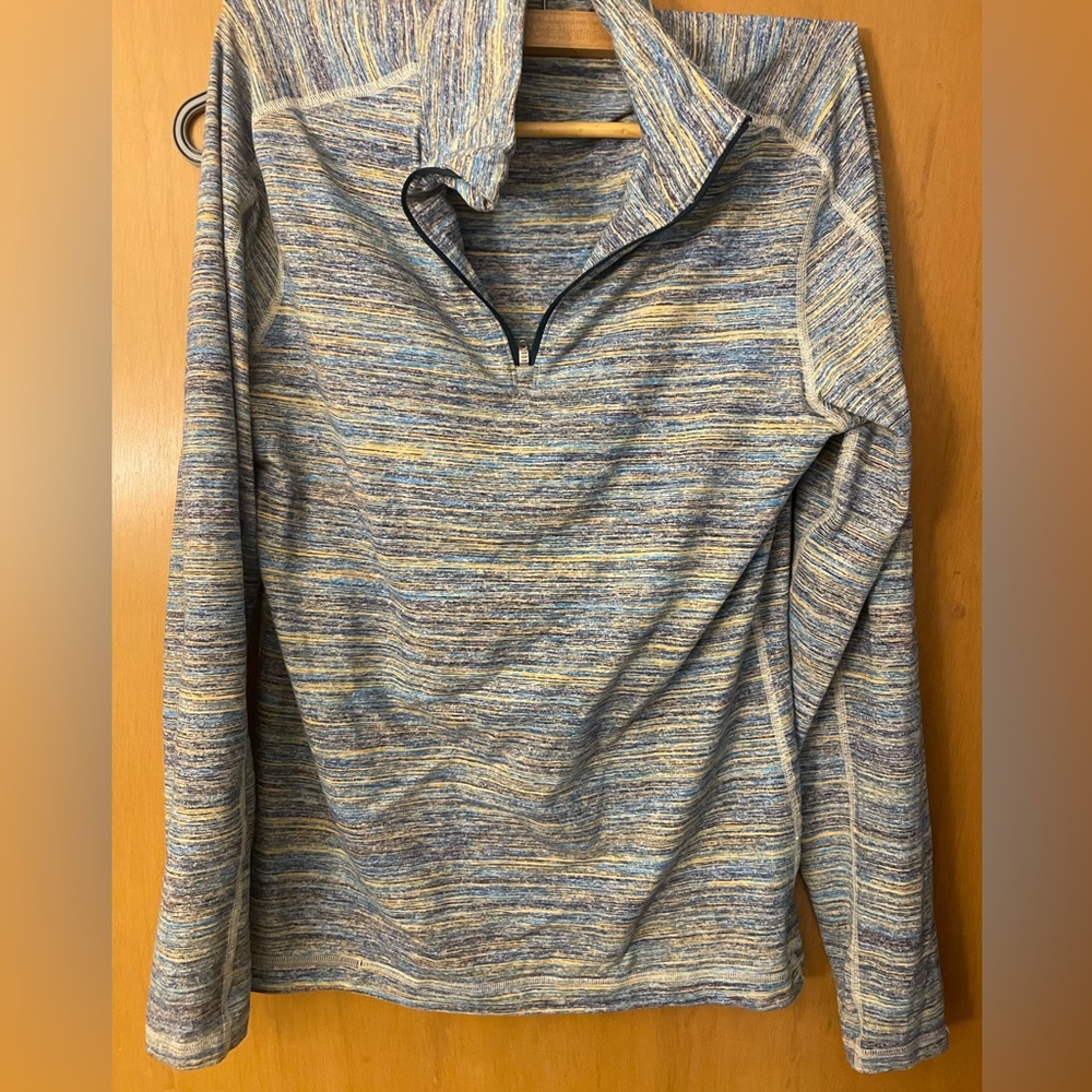 Lululemon partial zip long sleeve top